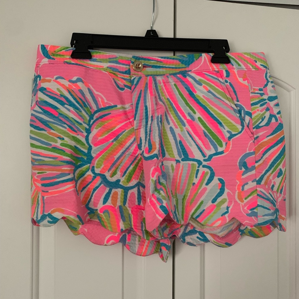 Lilly Pulitzer buttercup shorts